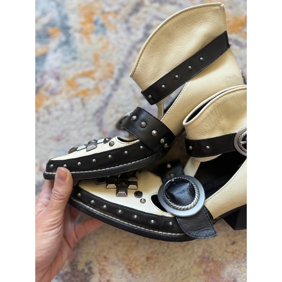 Coach Cut Out Western Creeper Bootie - Picture 11 of 11